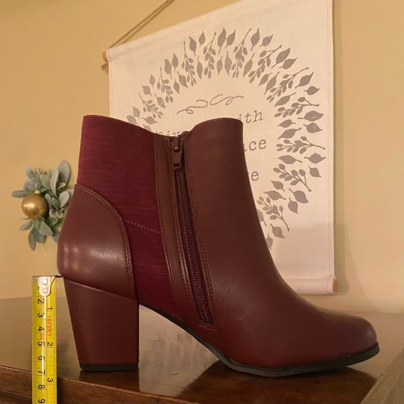Burgundy Red Heel Ankle Boots - Picture 6 of 6
